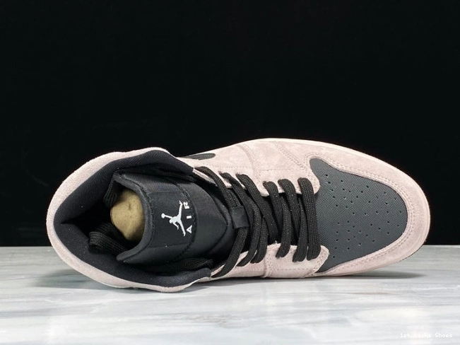1st Kicks BQ6472-602 (W) Air Powder Jordan 1 Dirty Mid Iridescent 0808